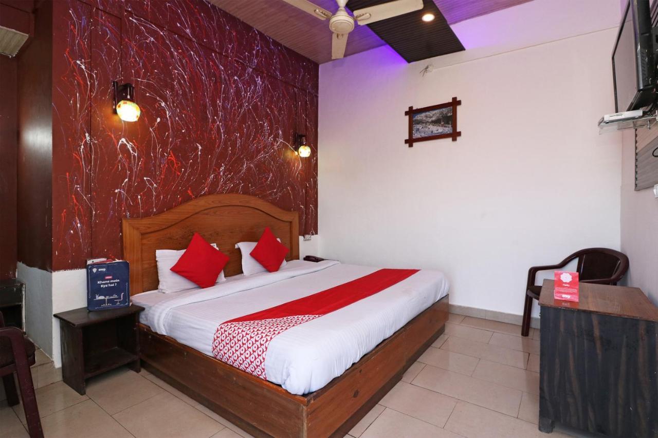 Oyo 74116 Hotel Feel Good Puri Exterior foto